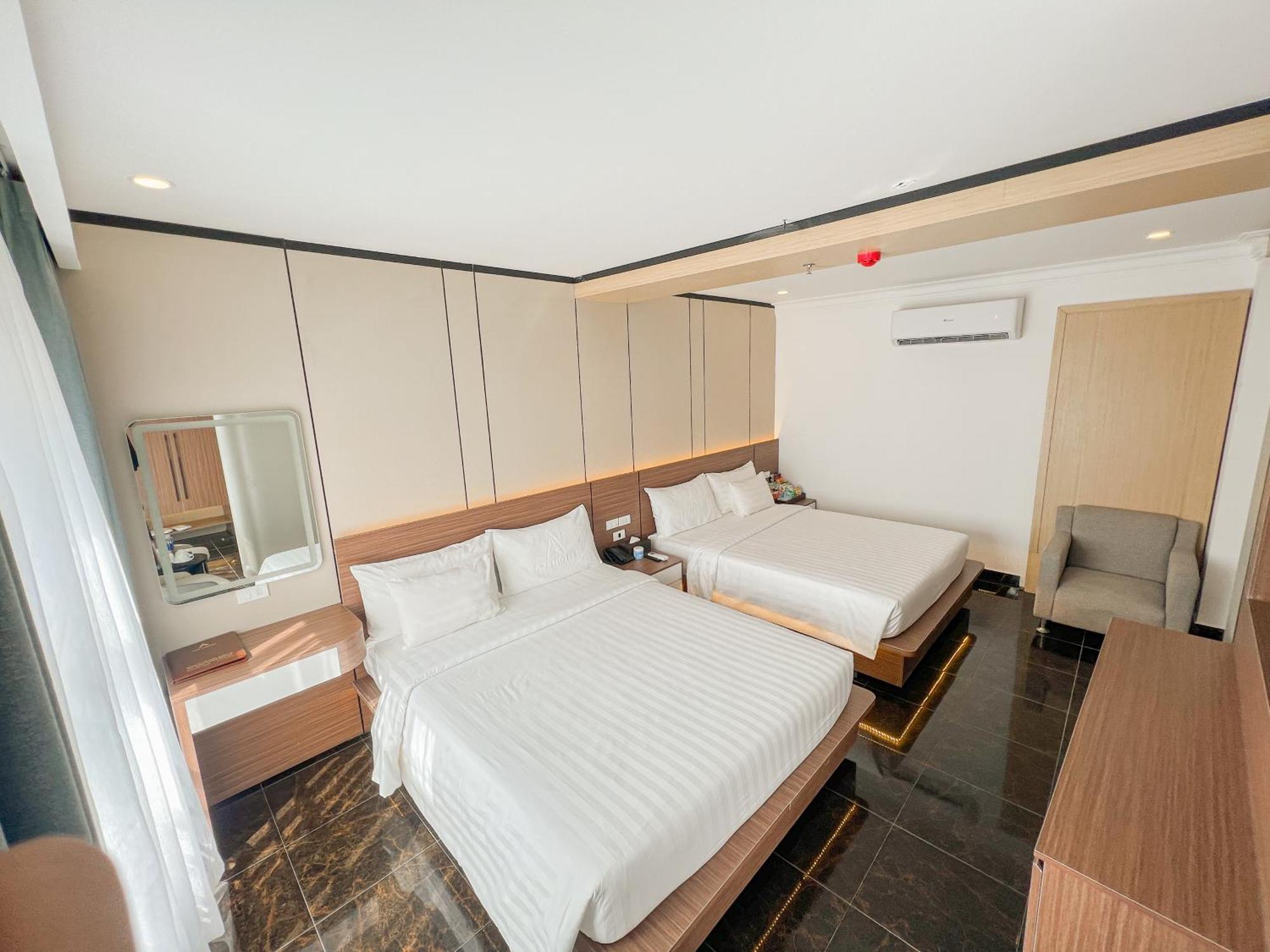 הו צ'י מין סיטי A25 Hotel - 277 Le Thanh Ton מראה חיצוני תמונה
