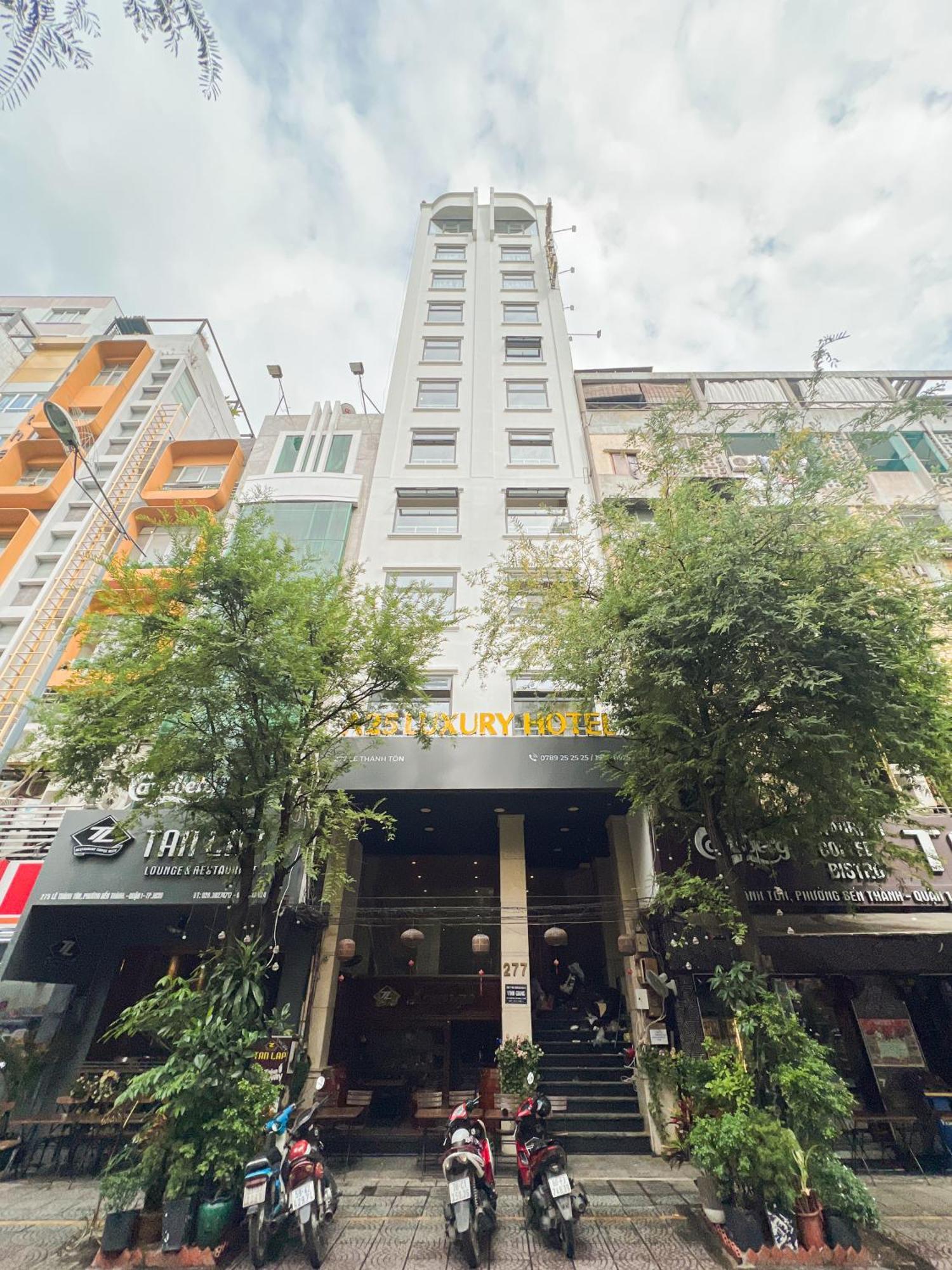 הו צ'י מין סיטי A25 Hotel - 277 Le Thanh Ton מראה חיצוני תמונה